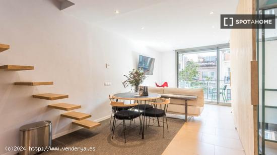 Apartamento entero de 2 dormitorios en Barcelona. - BARCELONA