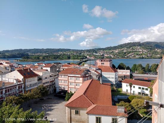  PISO CON VISTAS A LA RÍA EN PONTEDEUME - A CORUÑA 