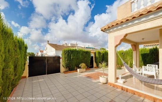 Bonita Villa a la venta en San Luis - ALICANTE