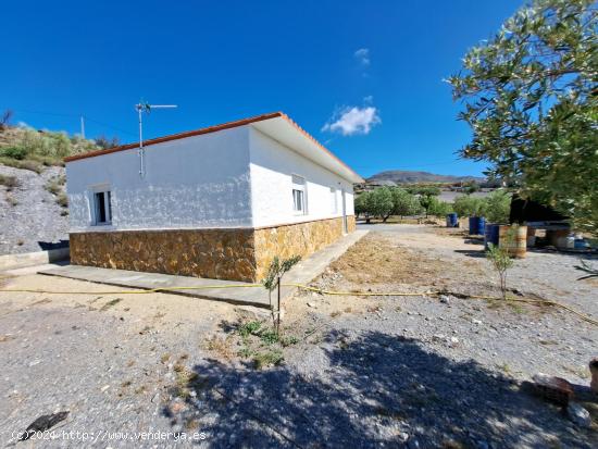  Finca de recreo a un paso de Felix con Almacén - ALMERIA 