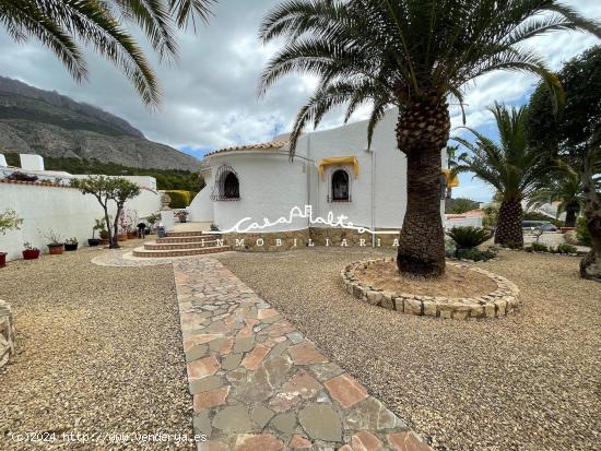 Villa pintoresca de estilo Ibicenco en Paraíso Altea - ALICANTE