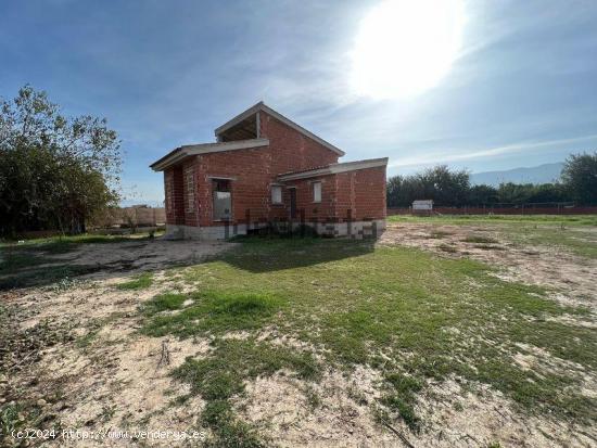 Estupendo chalet situado en el término de Santa Catalina - MURCIA