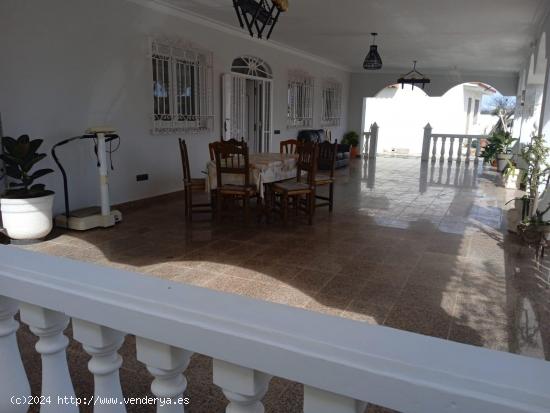 Espectacular finca con dos chalets independientes - CASTELLON