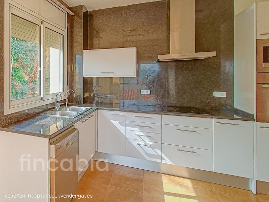 Unifamiliar aislada en venta  en Santa Coloma de Farners - Girona