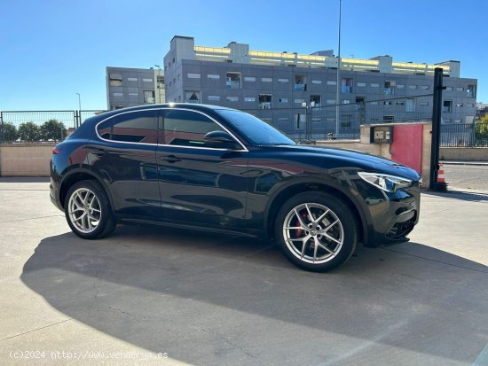 Alfa Romeo Stelvio 2.2 Diésel 154kW (210CV) Executive Q4 - Parla