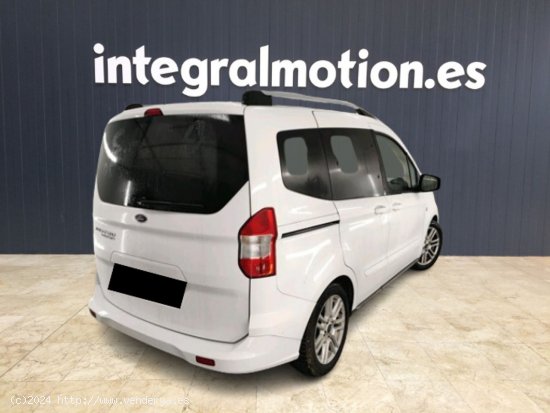 Ford Tourneo Courier 1.5 TDCi 74kW (100CV) Titanium - 