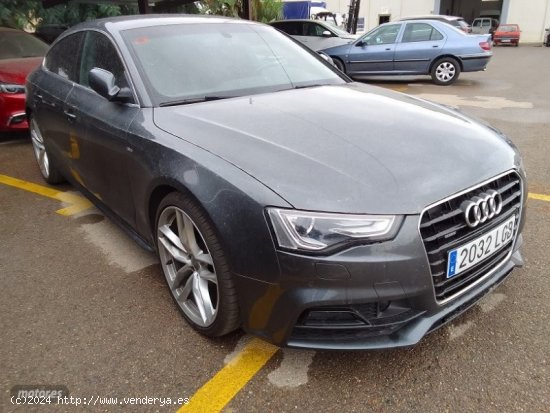 Audi A5 SPORTBACK 3.0 TDI CUATTRO AUT. 245 CV S-LINE. de 2016 con 180.000 Km por 25.000 EUR. en Murc