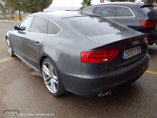 Audi A5 SPORTBACK 3.0 TDI CUATTRO AUT. 245 CV S-LINE. de 2016 con 180.000 Km por 25.000 EUR. en Murc