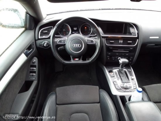 Audi A5 SPORTBACK 3.0 TDI CUATTRO AUT. 245 CV S-LINE. de 2016 con 180.000 Km por 25.000 EUR. en Murc