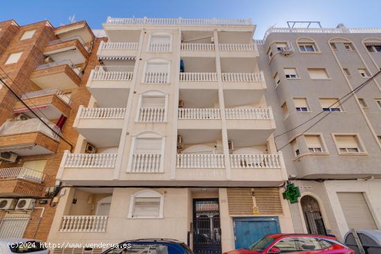 Apartamento tipo duplex en Playa de Los Locos - ALICANTE