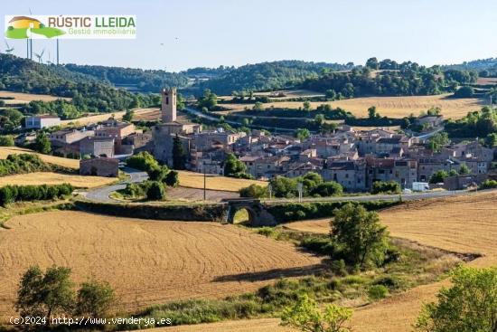 CASA (DE UNOS 334 M2) EN EL MUNICIPIO DE CONESA, EN LA CONCA DE BARBERÀ. - TARRAGONA