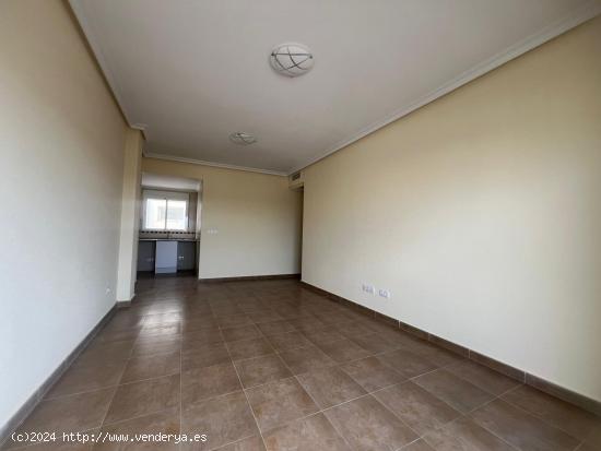 Vivienda en alquiler en Dolores - ALICANTE