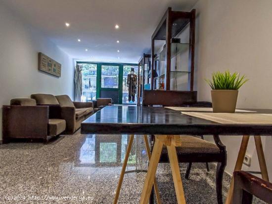  Oficina con loft en venta Esquerra Eixample cerca de Gran Vía de Les Corts Catalanes - BARCELONA 