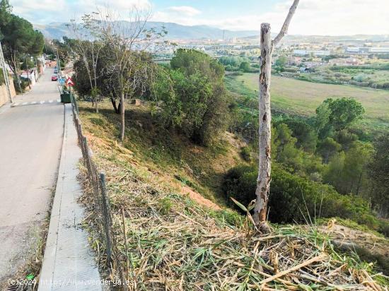 TERRENO A LA VENTA EN ABRERA (LES CARPES) - POSIBILIDAD DE DOS VIVENDAS - BARCELONA