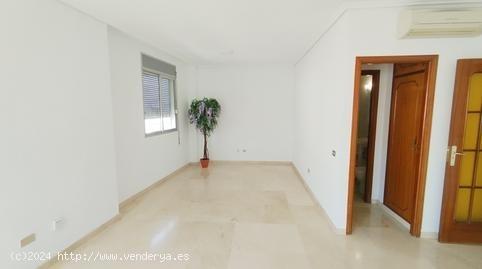 Santa Cruz. Barrio Salamanca. Piso 3 habitaciones con ascensor. - SANTA CRUZ DE TENERIFE