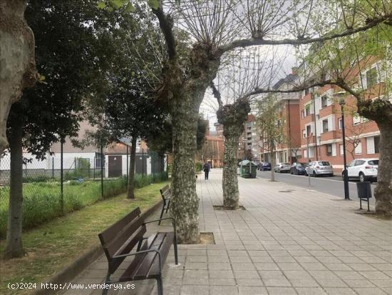 SUELO EN COLINDRES PARA LA CONSTRUCCIÓN DE 35 VIVIENDAS - CANTABRIA