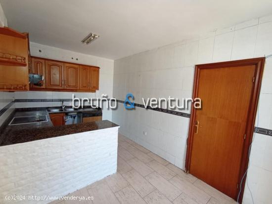 EN VENTA CASA INDEPENDIENTE EN CASTELLET I LA GORNAL - BARCELONA