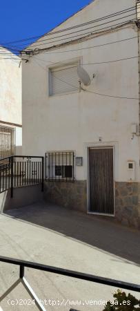 OPORTUNIDAD. VENTA EN OLULA DEL RÍO, ALMERÍA CASA DE TRES HABITACIONES. - ALMERIA