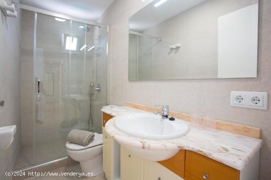 FANTÁSTICA Y ACOGEDORA CASA DE PUEBLO INDEPENDIENTE COMPLETAMENTE REFORMADA CON JACUZZI Y PISCINA -