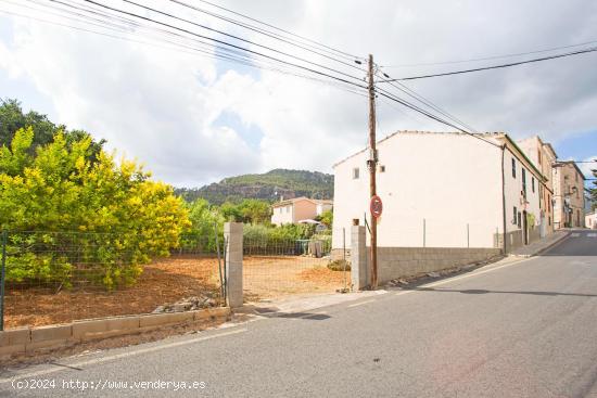  CASA DE PUEBLO MALLORQUINA MÁS SOLAR URBANO EN EL CENTRO DE ES CAPDELLA - BALEARES 