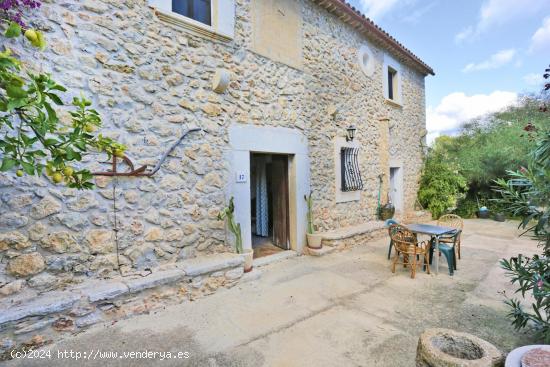 PRECIOSA FINCA TRADICIONAL MALLORQUINA CON VISTAS A LA MONTAÑA ZONA DE ES CAPDELLA - BALEARES