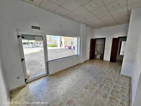 Local comercial en zona Plaza del Caballo listo para entrar - CADIZ