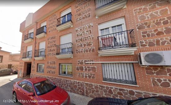 PISO DE 129 M2 EN VENTA EN ALAMEDA DE LA SAGRA - TOLEDO