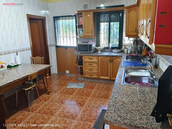 CHALET EN VENTA  A  4 MINUTOS DE  HOSPITAL QUIRÓN ! - CORDOBA