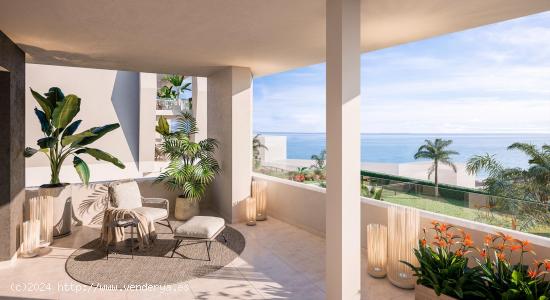 LINDO ÁTICO DUPLEX ORIENTADO AL SUROESTE, CON HERMOSAS VISTAS AL MAR, Y CON 130M2 DE TERRAZAS. - MA