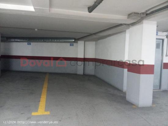 Se alquila plaza de garaje en Calle Codesal O Porriño - 50€/mes - PONTEVEDRA