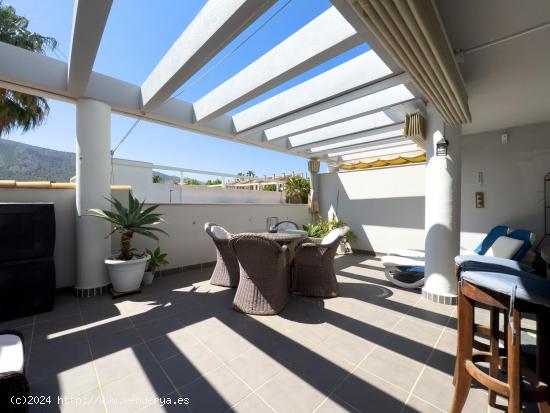 Apartamento de 2 dormitorios en el centro de Albir con terraza de 24m2 - ALICANTE