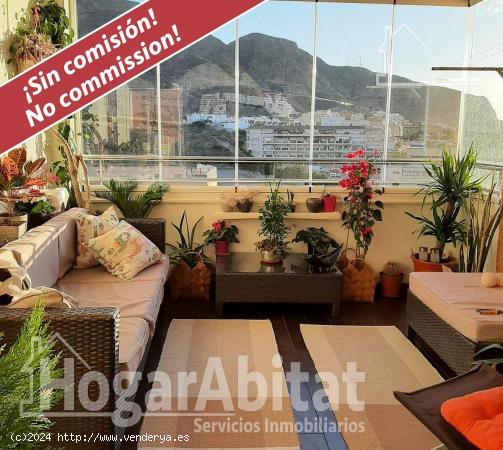 ¡CERCA DEL MAR! SEMINUEVO EN RESIDENCIAL CON ASCENSOR, PISCINA, JARDÍN Y TERRAZA - ALMERIA