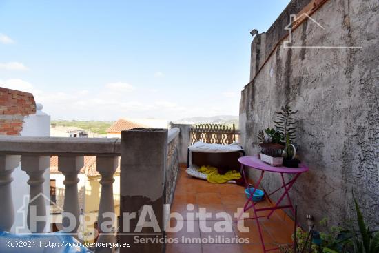 CASA CON DOS TERRAZAS EN EL CENTRO - VALENCIA