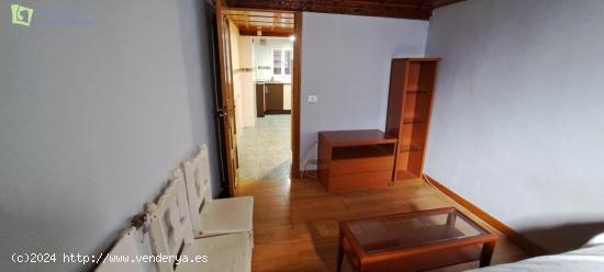 OPORTUNIDAD UNICA! SE VENDE APARTAMENTO EN ZONA SUR DE BURGOS, IDEAL PARA INVERSORES. - BURGOS