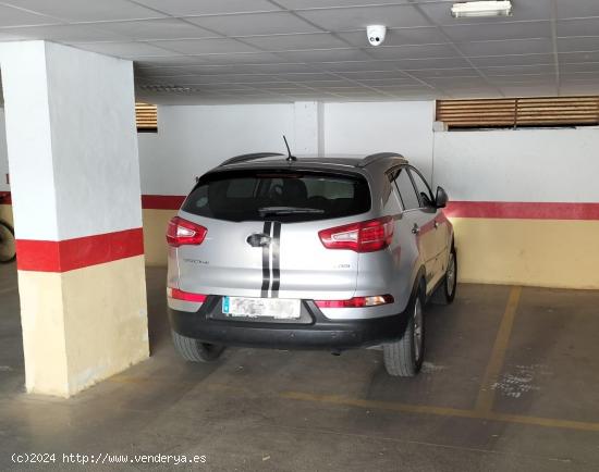 Venta Garaje en Torreblanca. Fácil acceso maniobra. Cámaras vigilancia en cdad. - MALAGA