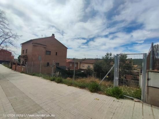 Terreno urbano en SENTMENAT zona El Padró - BARCELONA