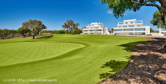 Apartamento primera planta de 2 dormitorios y 2 baños. Sotogrande, San Roque - CADIZ