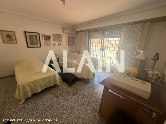 PISO EN VENTA EN EL ENSANCHE  EN VALENCIA CON GARAJE INCLUIDO EN PRECIO. - VALENCIA