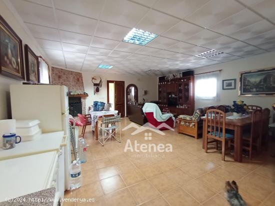 ¡Oportunidad única!  Casa de Campo en Perfecto Estado - ALBACETE