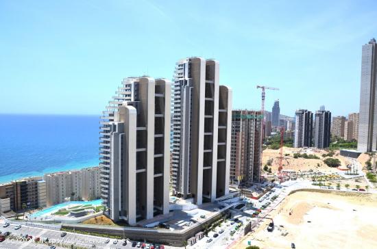  SE VENDE APARTAMENTO CON 3 DORMITORIOS EN URBANIZACION DE LUJO EN PLAYA PONIENTE, BENIDORM! - ALICAN 