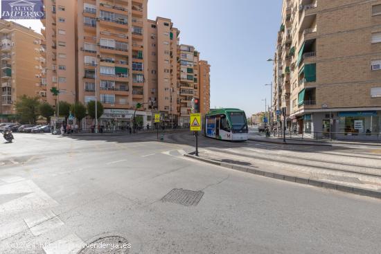 PLAZA DE APARCAMIENTO EN LA HIPICA - GRANADA