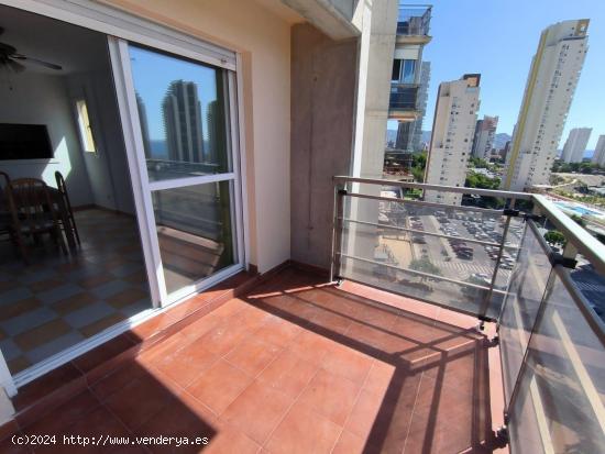 Apartamento de 1 dorm. con garaje en zona Vía Parque Playa de Poniente- www.inmobiliarialesdunes.co