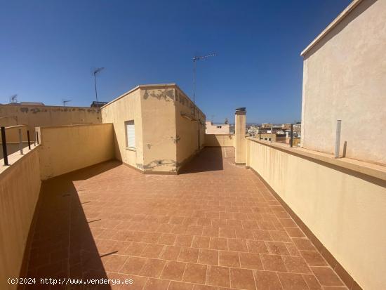 Piso tipo dúplex en Benahadux (Almería). - ALMERIA