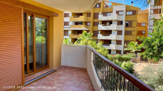 PRECIOSO APARTAMENTO A 150 METROS DEL MAR, CON PISCINA COMUNITARIA - ZONA PUNTA PRIMA - - ALICANTE