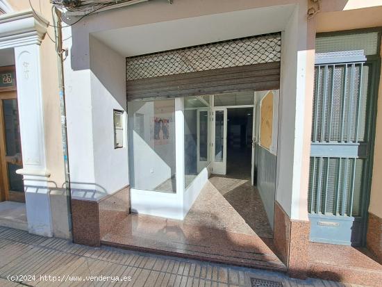 Local comercial en alquiler en Alzira - VALENCIA