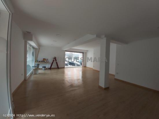 BONITO LOCAL COMERCIAL EN ZONA VINYETS...!!!!! - BARCELONA