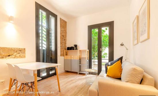  Acogedor estudio sobre jardín con baño en Gracia norte Co-Living - BARCELONA 