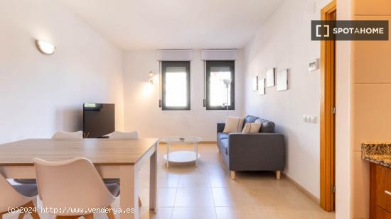 Acogedor apartamento amueblado en el centro del pueblo. - BARCELONA