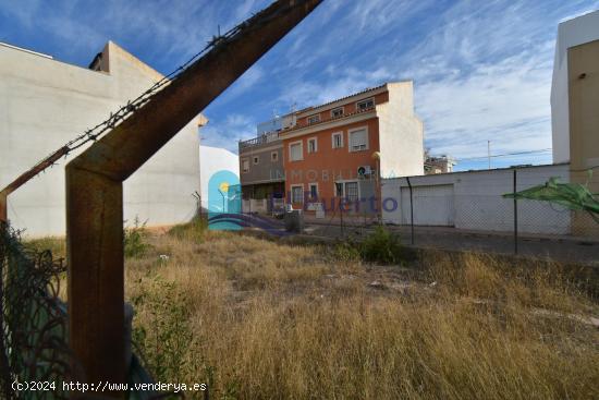 SOLAR DE 60 METROS EN PLAYASOL 1 - REF 1337 - MURCIA