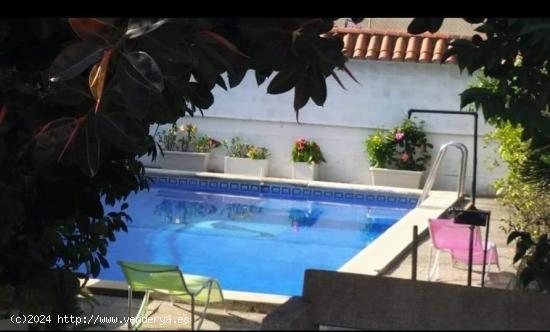 VENTA CHALET INDEPENDIENTE CON PISCINA EN COLONIA SAN MIGUEL - CADIZ